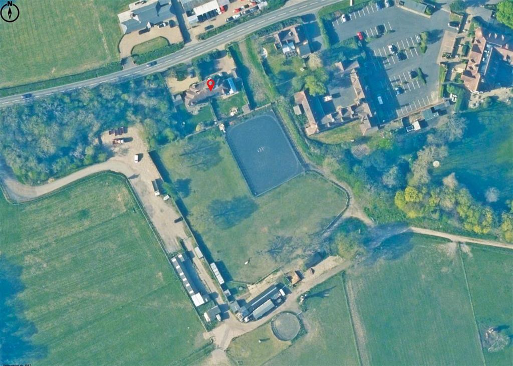 Orchard Stables, Woodlands Lane, COBHAM, Surrey, KT11 3QA