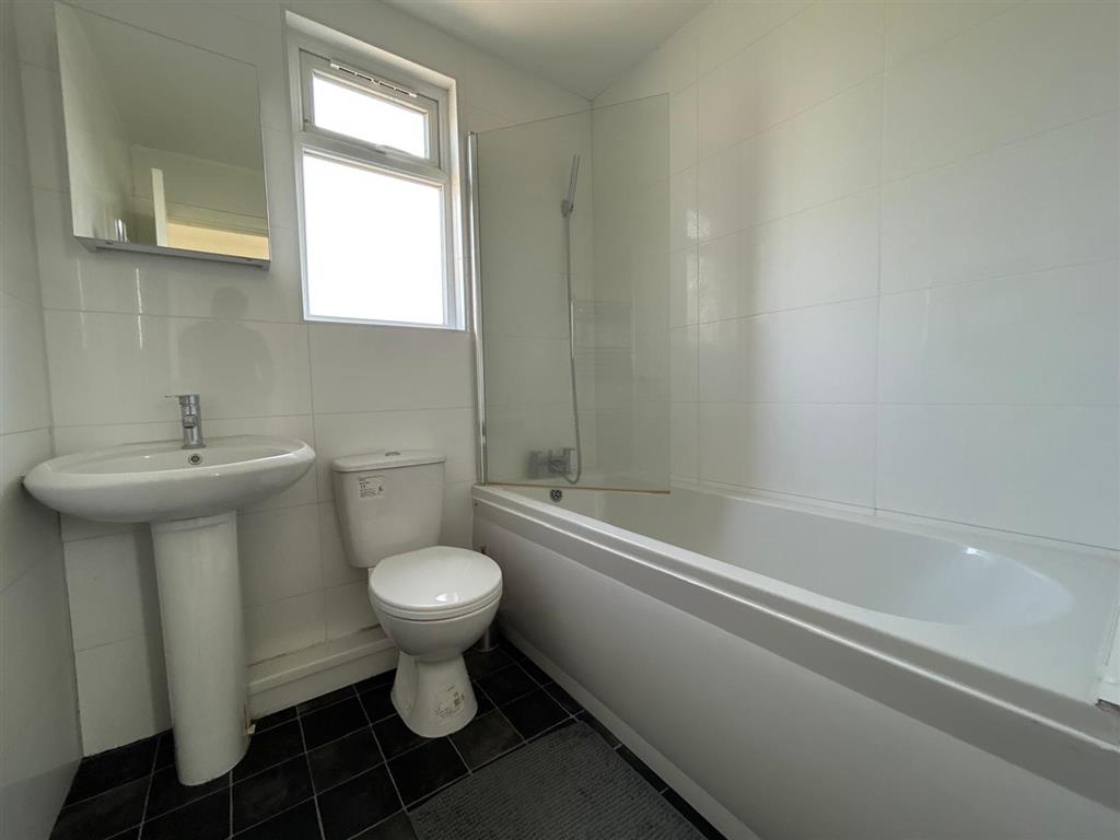 83, Headcorn Road, THORNTON HEATH, Surrey, CR7 6JS