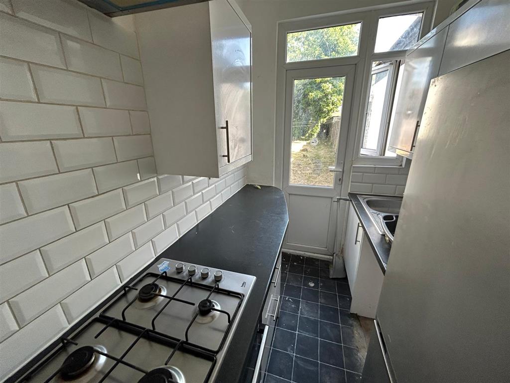 83, Headcorn Road, THORNTON HEATH, Surrey, CR7 6JS