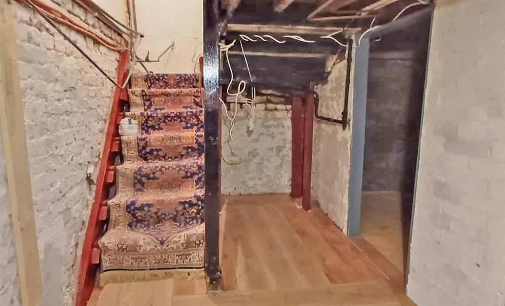 Basement Area, 42, Baldry Gardens, Streatham, London, SW16 3DJ