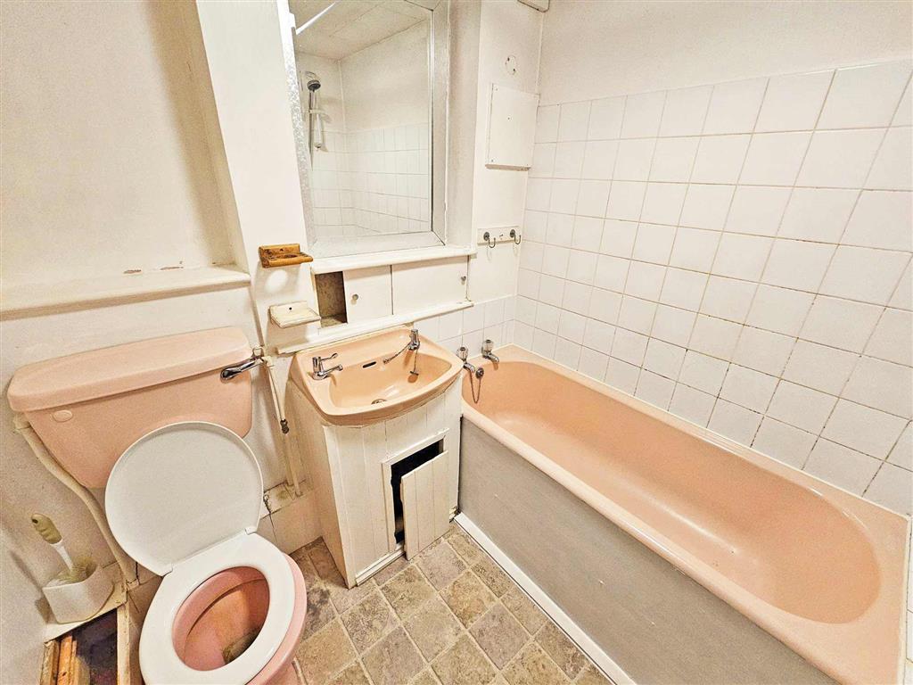 Flat 4, Roman House, Hawkeswood Road, SOUTHAMPTON, Hampshire, SO18 1QX