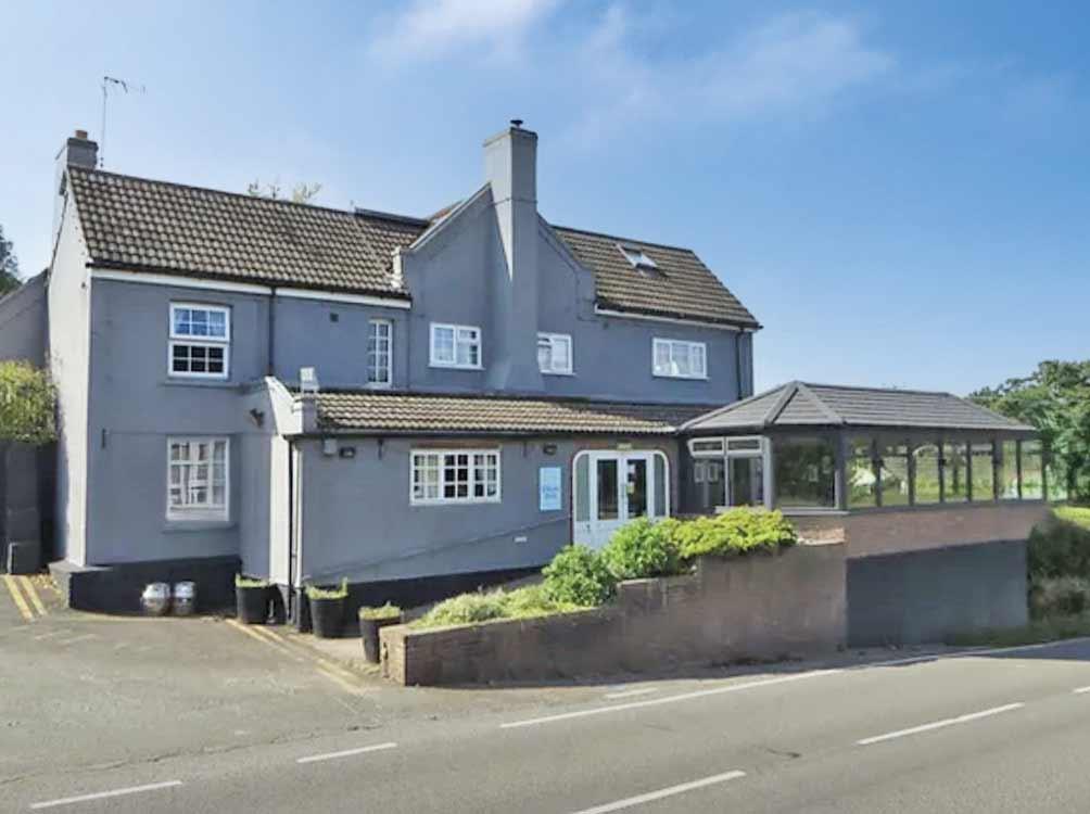 Swan House, Knowle Sands, BRIDGNORTH, Shropshire, WV16 5JL