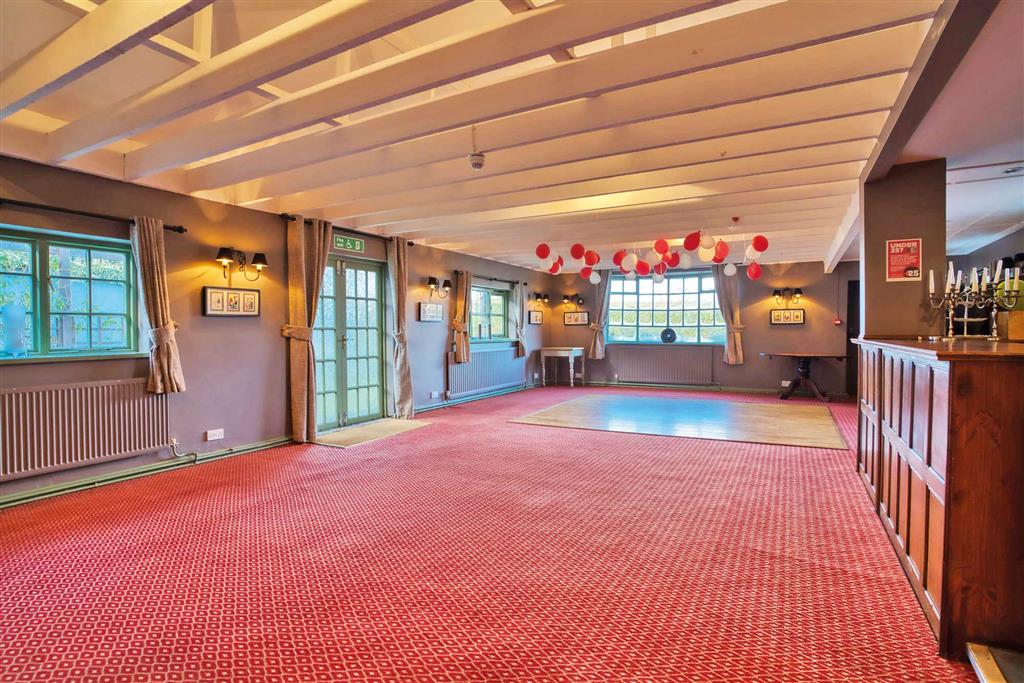 Swan House, Knowle Sands, BRIDGNORTH, Shropshire, WV16 5JL