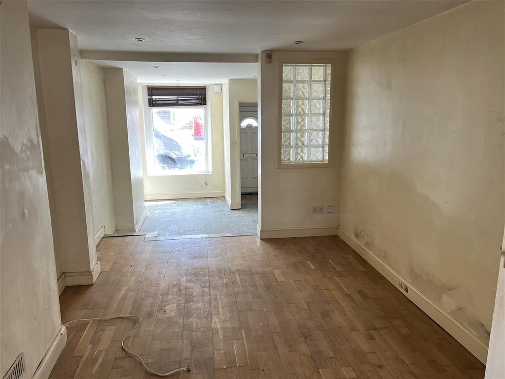 9, Sherborne Road, YEOVIL, Somerset, BA21 4HD