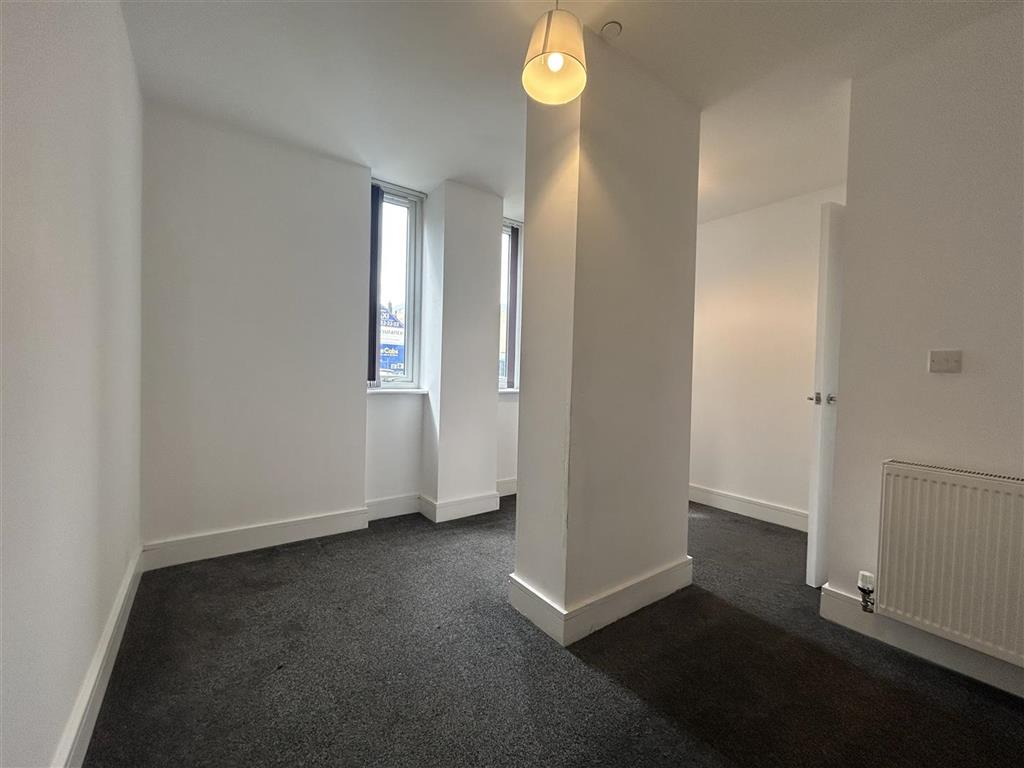 Flat 10, Miller Heights, 43-51 Lower Stone Street, MAIDSTONE, Kent, ME15 6LN