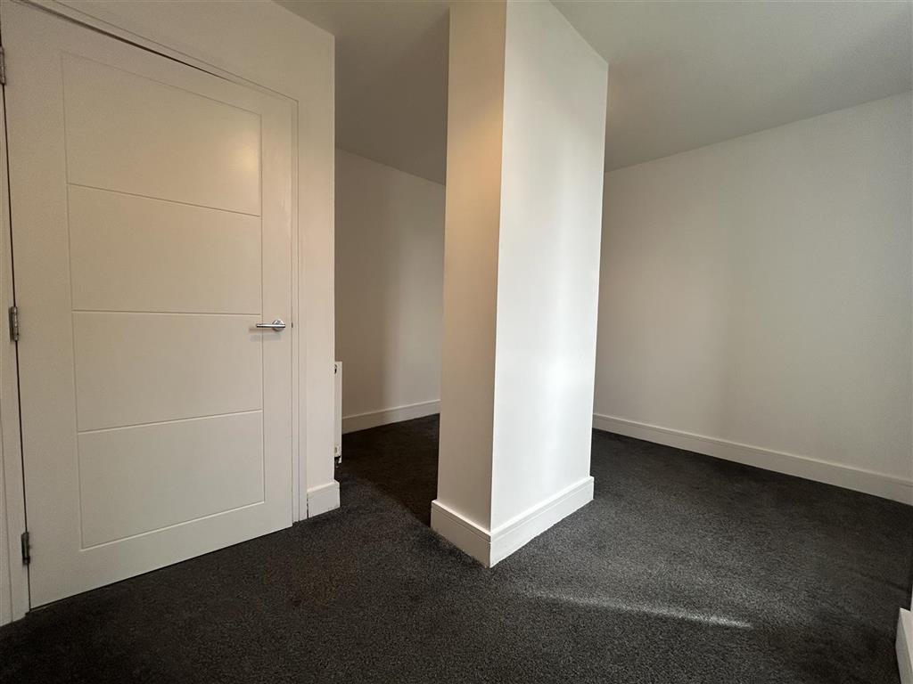 Flat 10, Miller Heights, 43-51 Lower Stone Street, MAIDSTONE, Kent, ME15 6LN