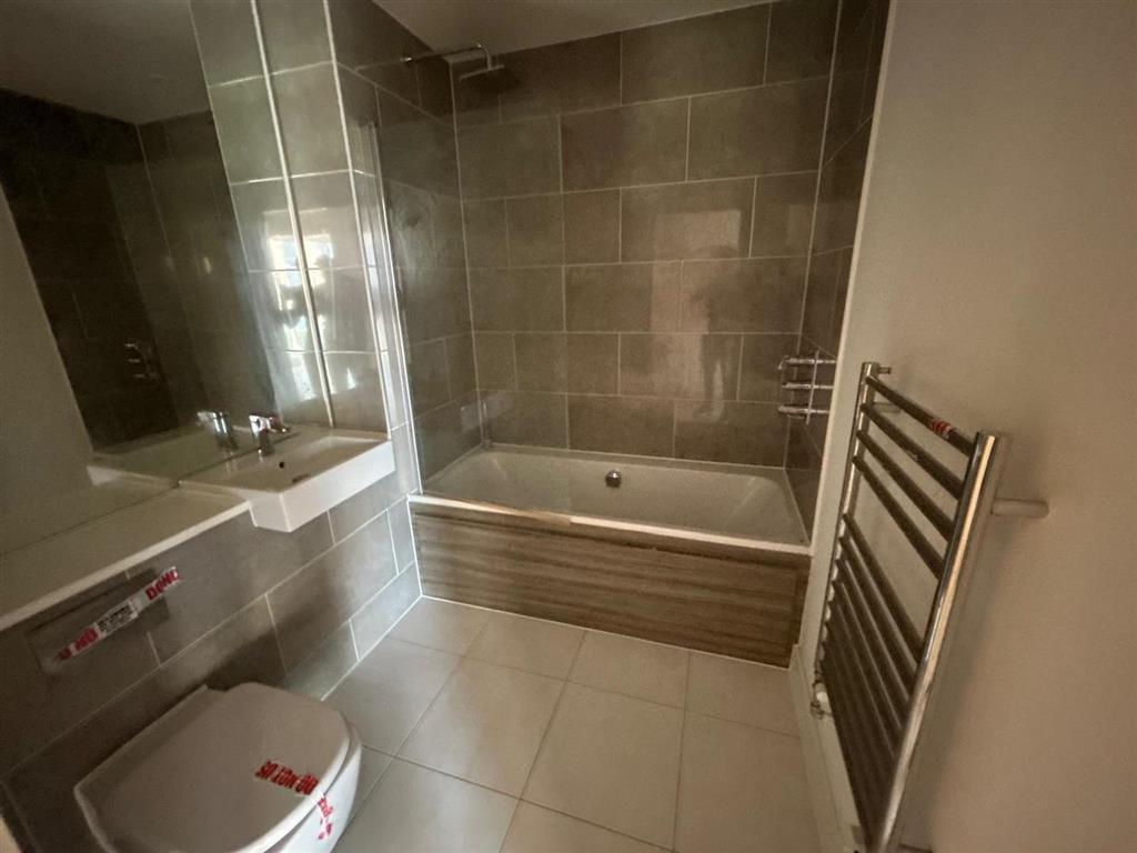 Flat 63, Rainier Apartments, 43, Cherry Orchard Road, CROYDON, Surrey, CR0 6FA