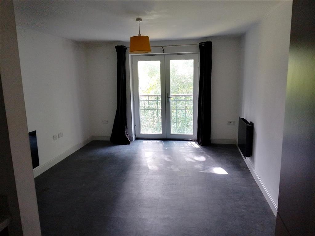 42, Sir Bernard Lovell Road, MALMESBURY, Wiltshire, SN16 9FQ