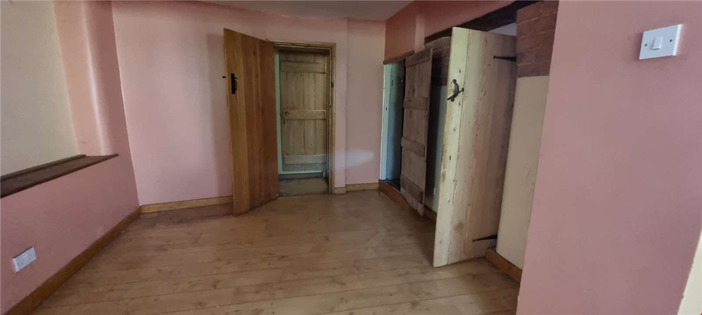 Staunton Stores, Ledbury Road, GLOUCESTER, Gloucestershire, GL19 3QA