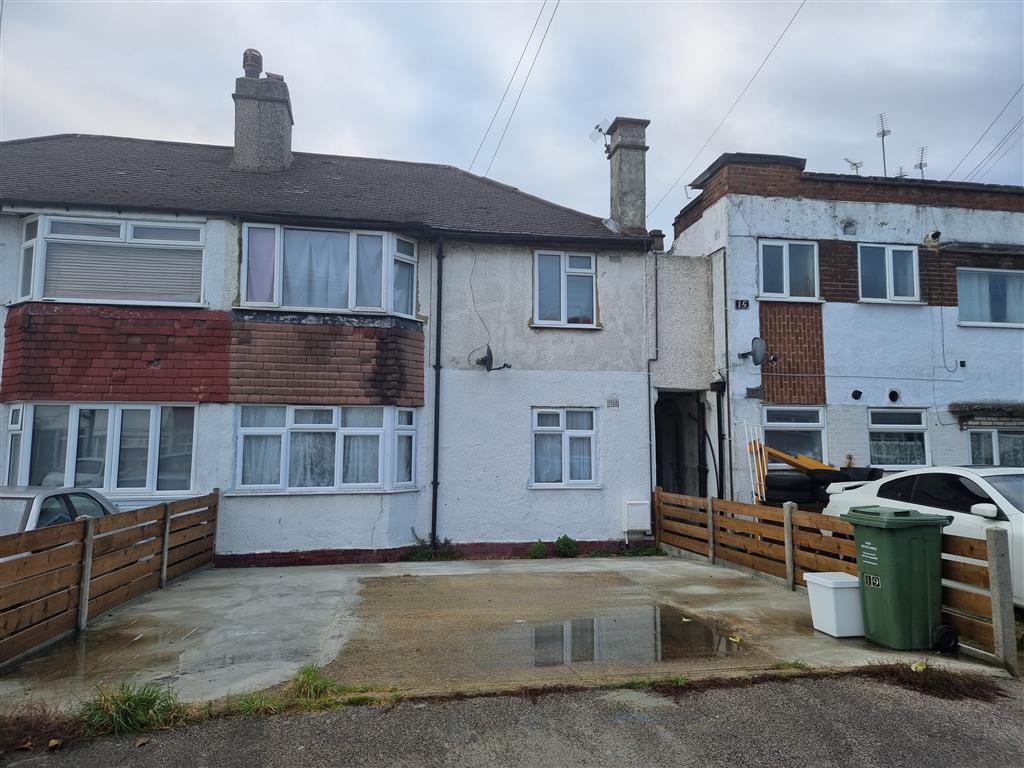 17, Burnham Crescent, DARTFORD, Kent, DA1 5BA