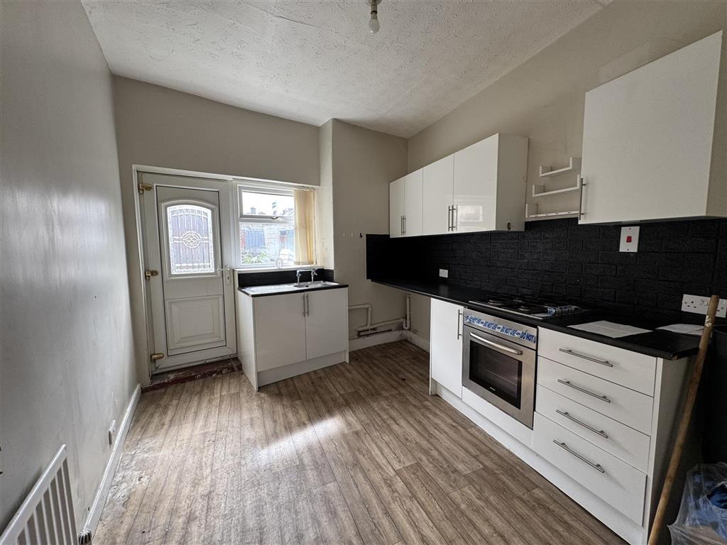 6, Hulne Terrace, NEWCASTLE UPON TYNE, Tyne and Wear, NE15 8SN