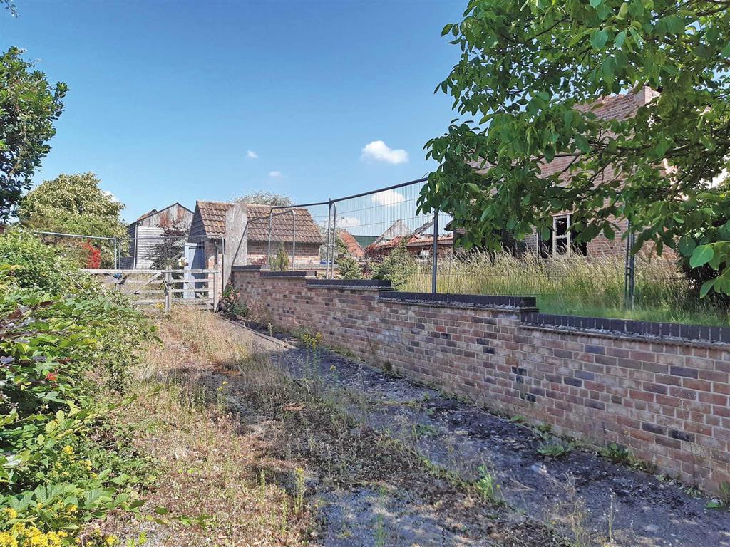 Manor Farm Development Site, Town Street, RETFORD, Nottinghamshire, DN22 0EN