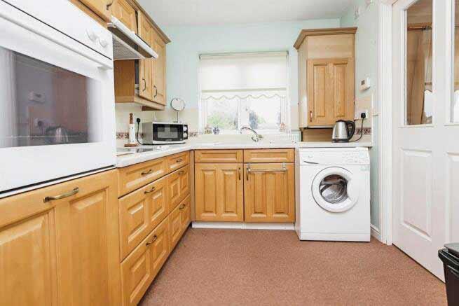 Apartment 28, Kingsford Court, 125, Ulleries Road, SOLIHULL, West Midlands, B92 8DT