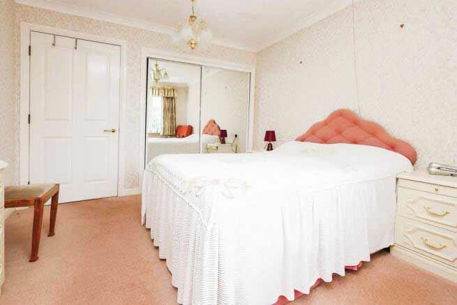 Apartment 28, Kingsford Court, 125, Ulleries Road, SOLIHULL, West Midlands, B92 8DT