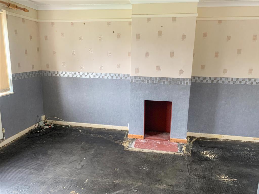 52, St. Johns Road, YEOVIL, Somerset, BA21 5NQ