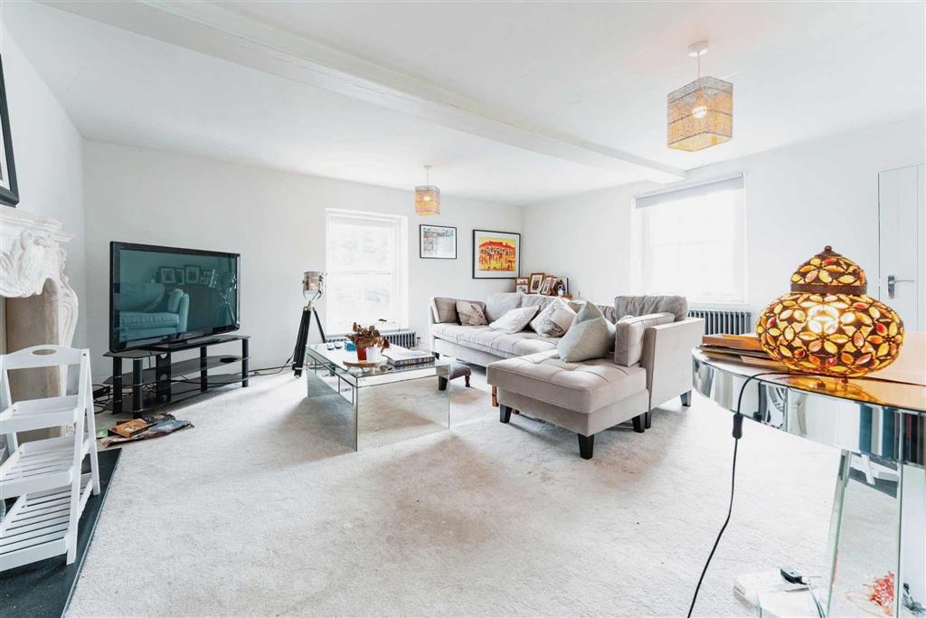 Flat 2, Plumbers Mews, NEWMARKET, Suffolk, CB8 8PB