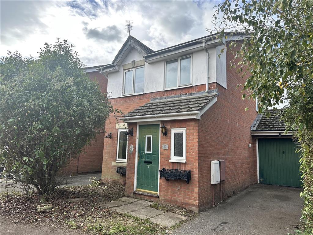 15, Camelia Close, LITTLEHAMPTON, West Sussex, BN17 6UT