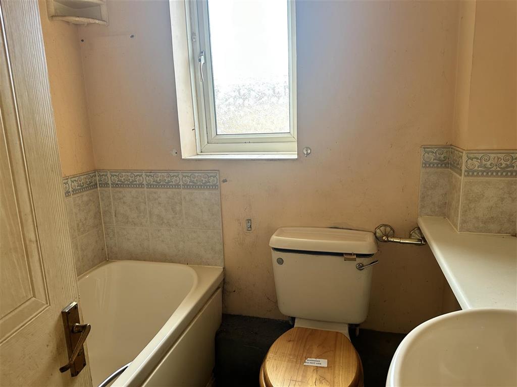 15, Camelia Close, LITTLEHAMPTON, West Sussex, BN17 6UT