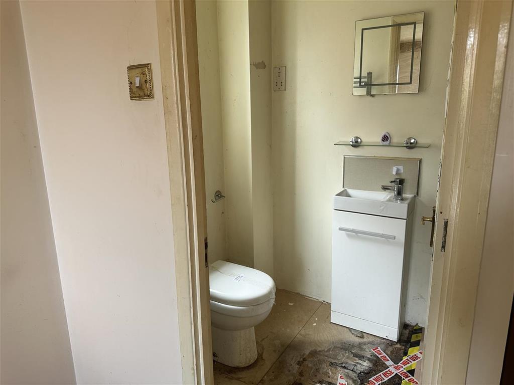 15, Camelia Close, LITTLEHAMPTON, West Sussex, BN17 6UT