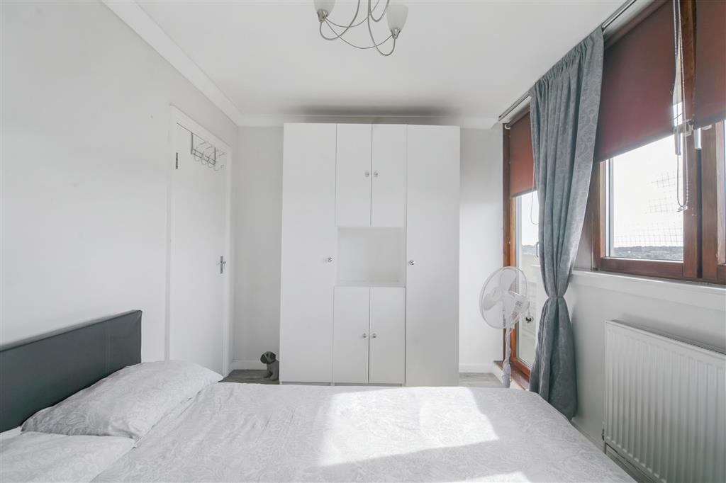 Flat 61, Crane House, Pelican Estate, London, SE15 5NG