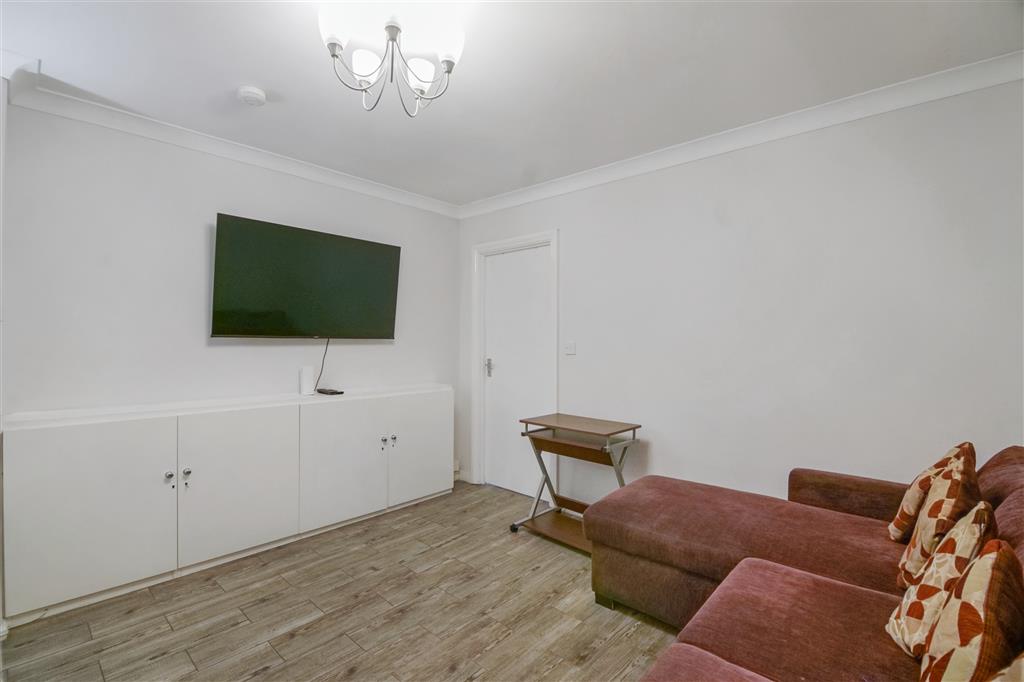 Flat 61, Crane House, Pelican Estate, London, SE15 5NG