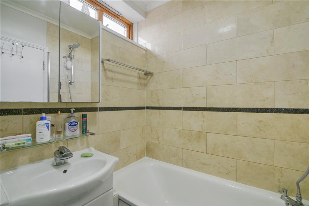 Flat 61, Crane House, Pelican Estate, London, SE15 5NG