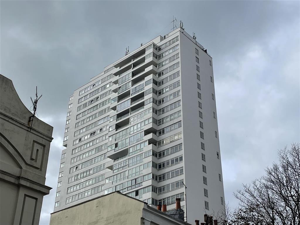 2c Sussex Heights, St. Margarets Place, BRIGHTON, East Sussex, BN1 2FQ