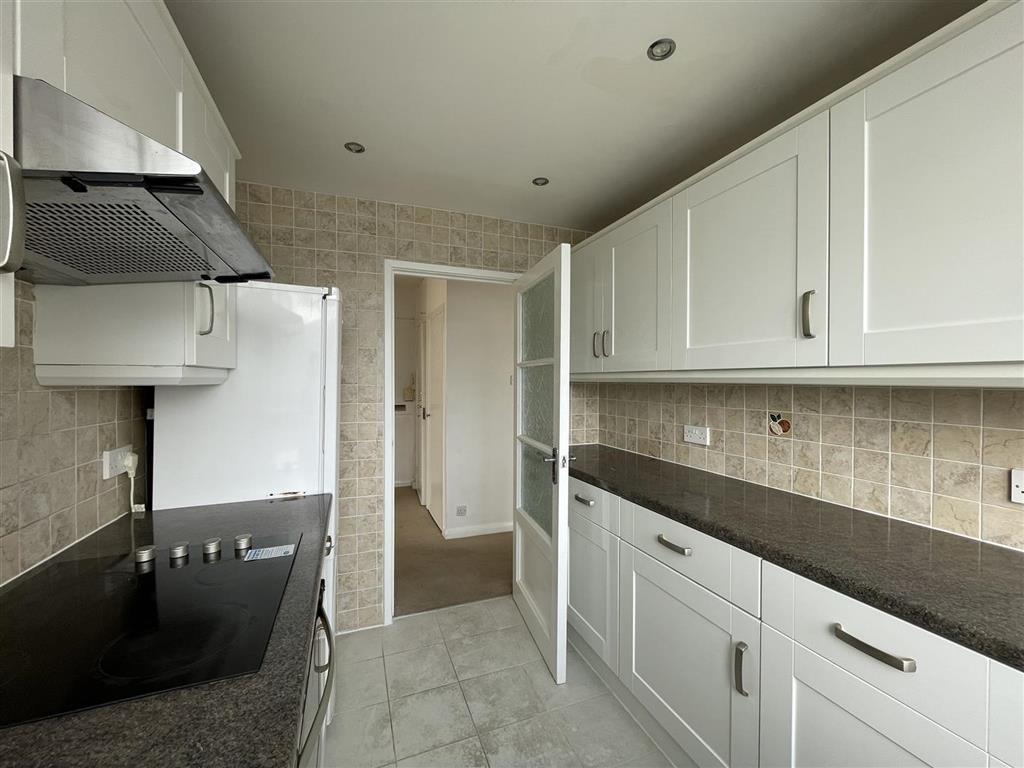 2c Sussex Heights, St. Margarets Place, BRIGHTON, East Sussex, BN1 2FQ