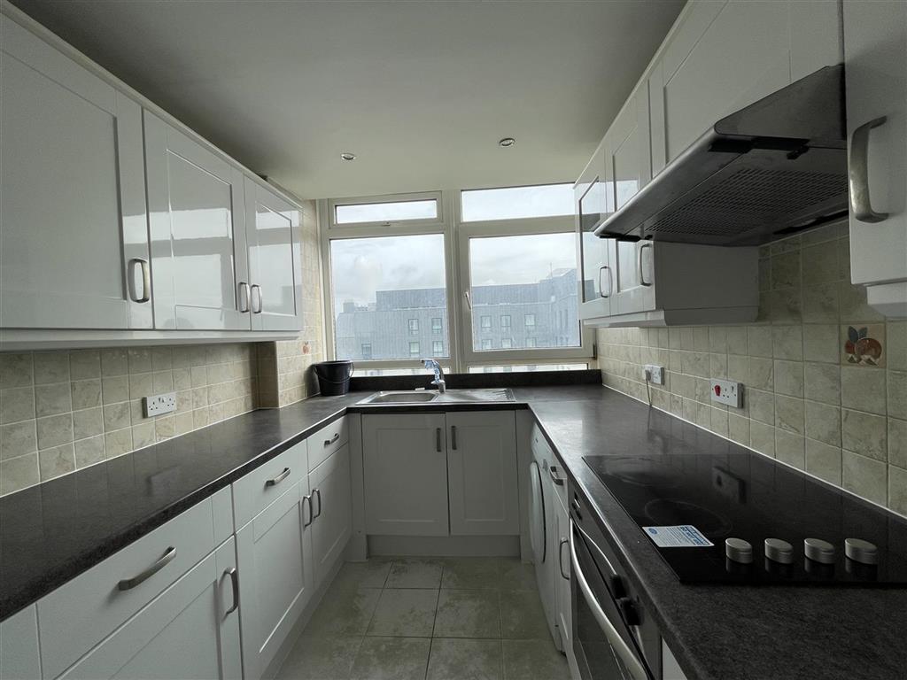 2c Sussex Heights, St. Margarets Place, BRIGHTON, East Sussex, BN1 2FQ