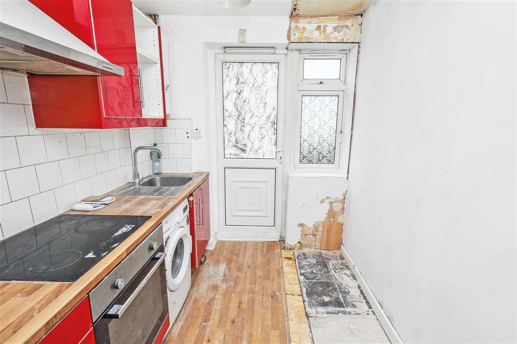 74a, Edgware Way, EDGWARE, Middlesex, HA8 8JS