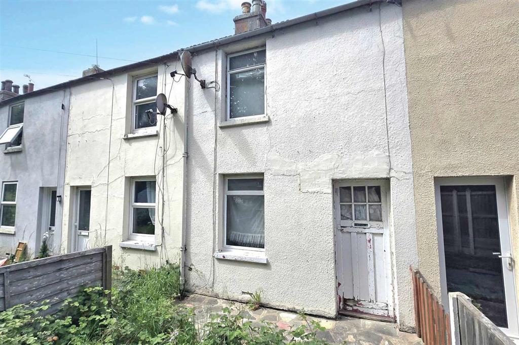 3, Railway Terrace, All Saints Avenue, MARGATE, Kent, CT9 5TG