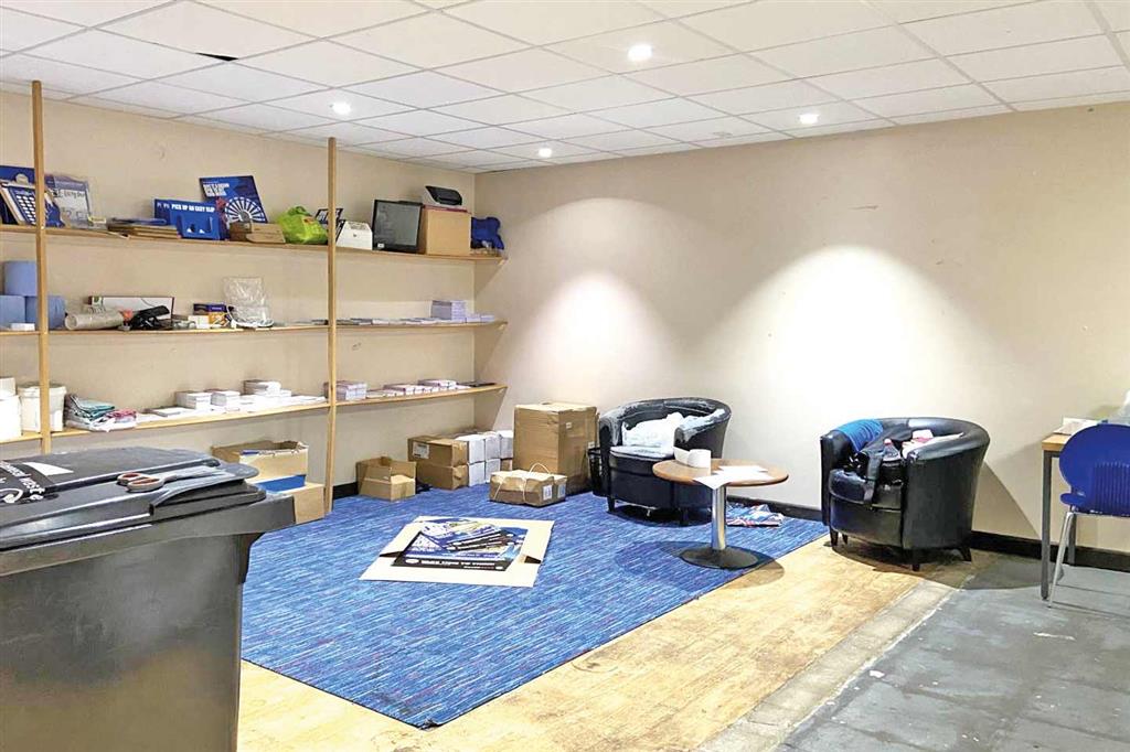 42, Boutport Street, BARNSTAPLE, Devon, EX31 1SE