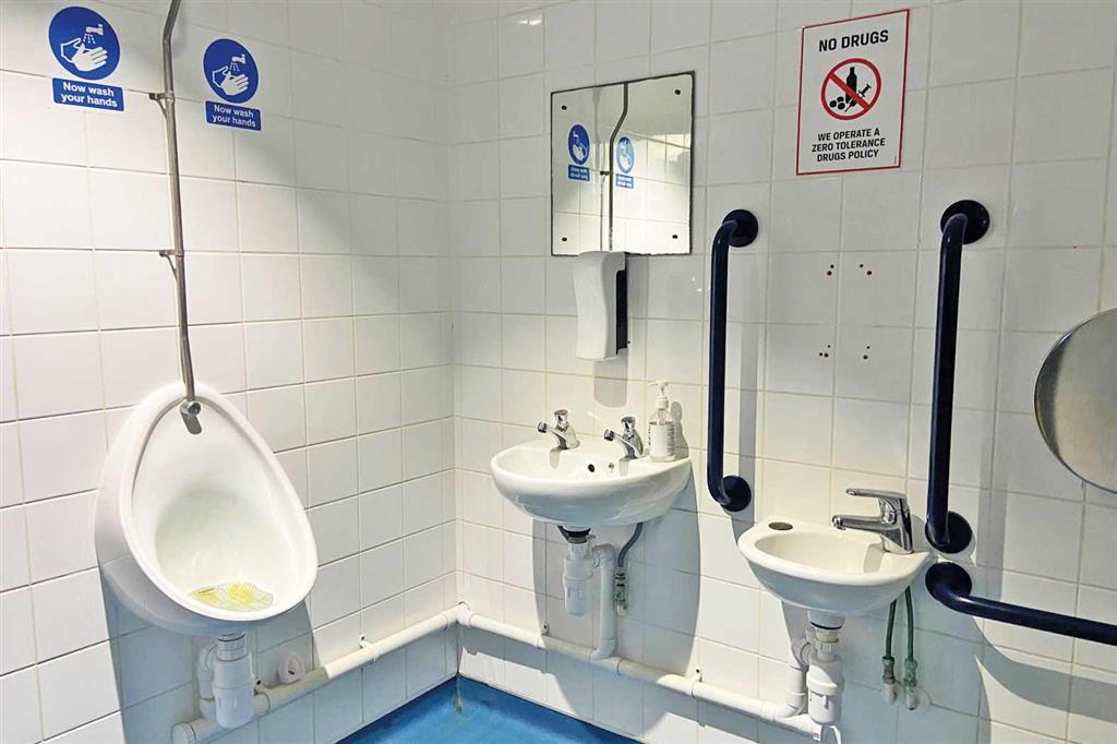 42, Boutport Street, BARNSTAPLE, Devon, EX31 1SE