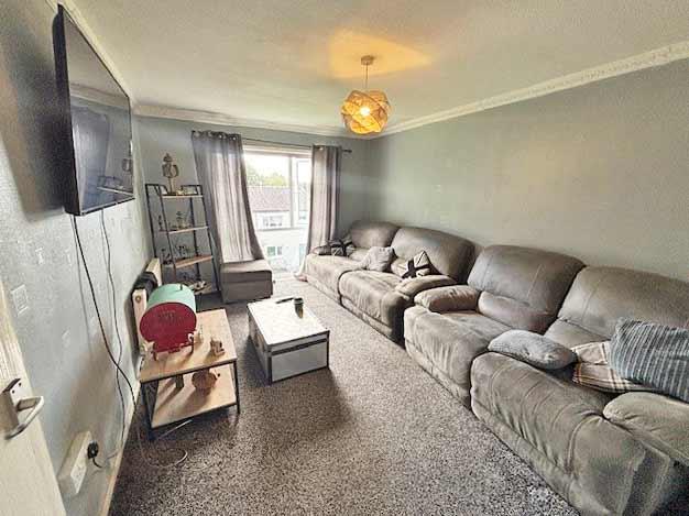 12, Whitegate Gardens, BURNLEY, Lancashire, BB12 8TL