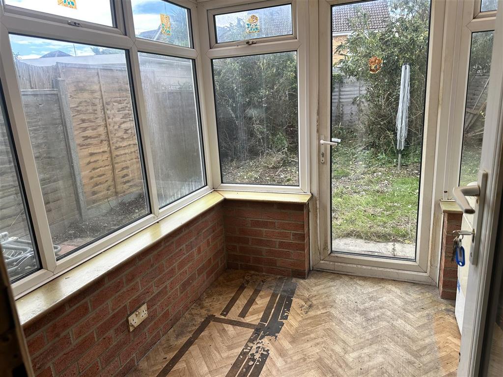 15, Camelia Close, LITTLEHAMPTON, West Sussex, BN17 6UT