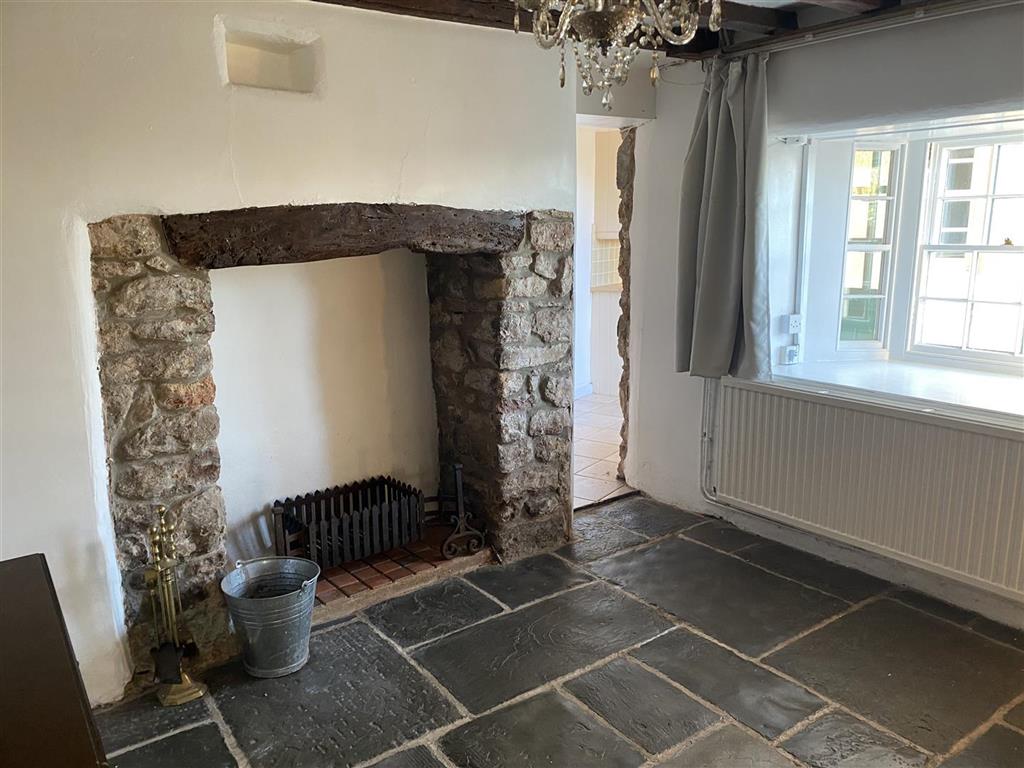 Yew Tree Cottage, Shiplate Road, WESTON-SUPER-MARE, Avon, BS24 0NJ