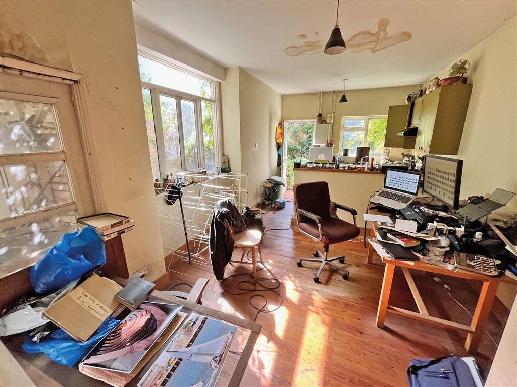 28, Woolwich Road, GREENWICH, London, SE10 0JU