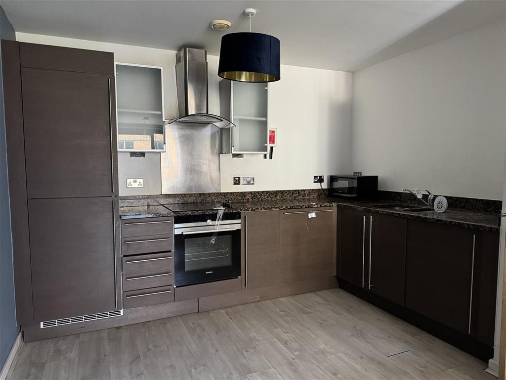 Flat 14, Providence House, Providence Place, MAIDENHEAD, Berkshire, SL6 8BF