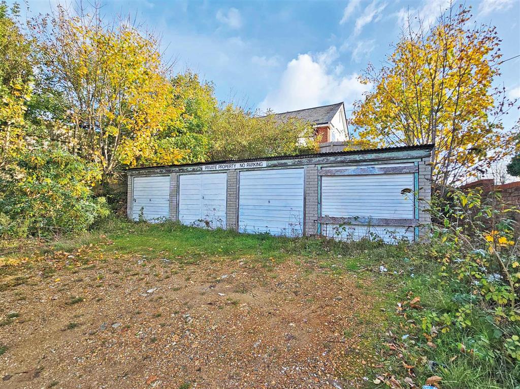 Land/Garages adj. 87, High Street, SOUTHAMPTON, Hampshire, SO30 3DS