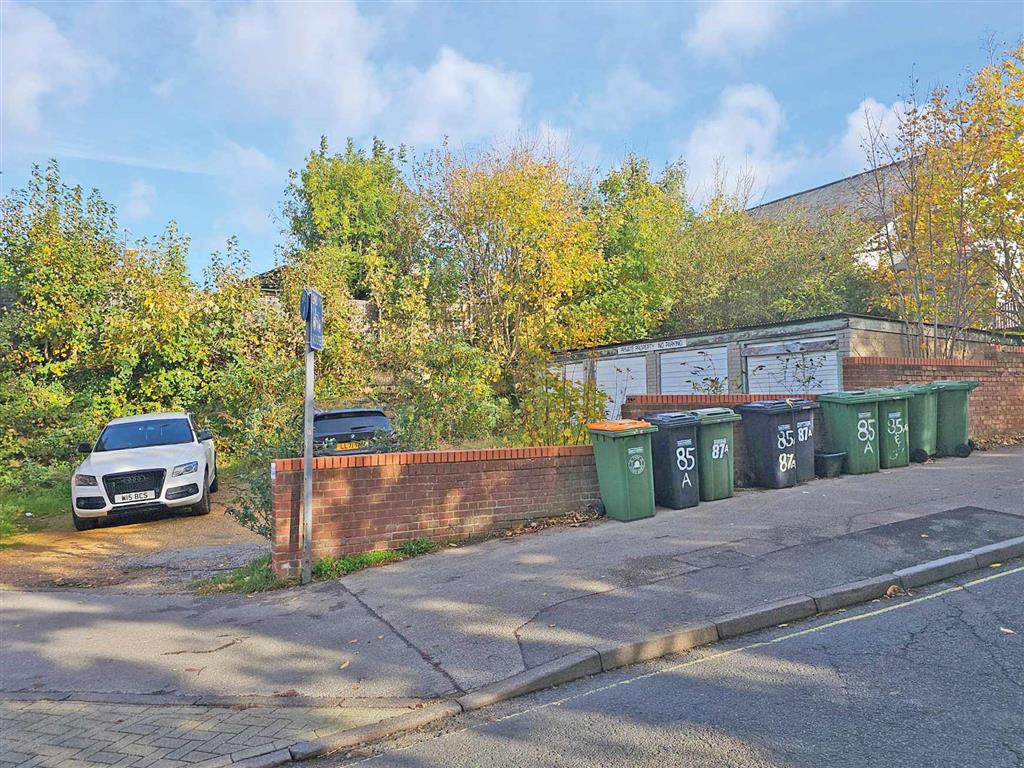 Land/Garages adj. 87, High Street, SOUTHAMPTON, Hampshire, SO30 3DS