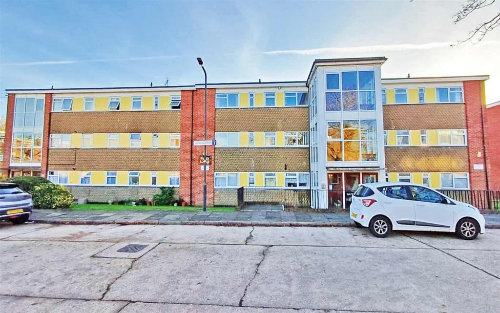 196 Bilsby Lodge, Chalklands, WEMBLEY, Middlesex, HA9 9DY