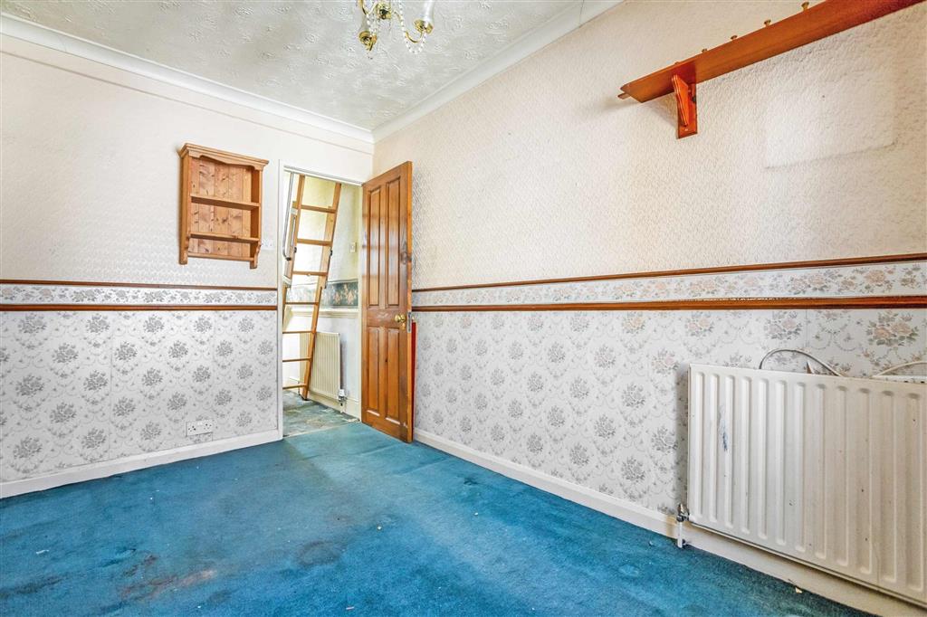 24, Grange Hill, CHATHAM, Kent, ME5 7AH