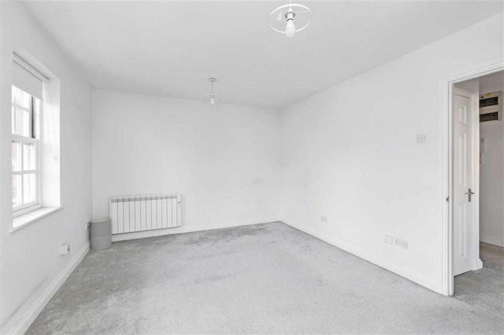 Flat 7, Mill House, Nelson Street, BUCKINGHAM, Buckinghamshire, MK18 1GW