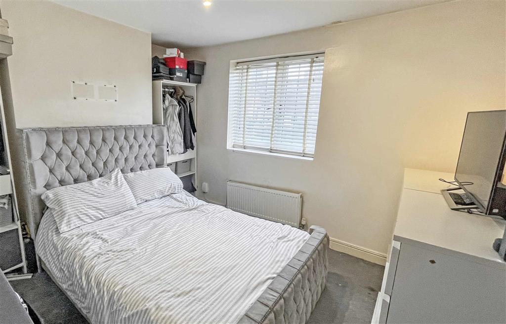 3, Old Hill, ORPINGTON, Kent, BR6 6BW