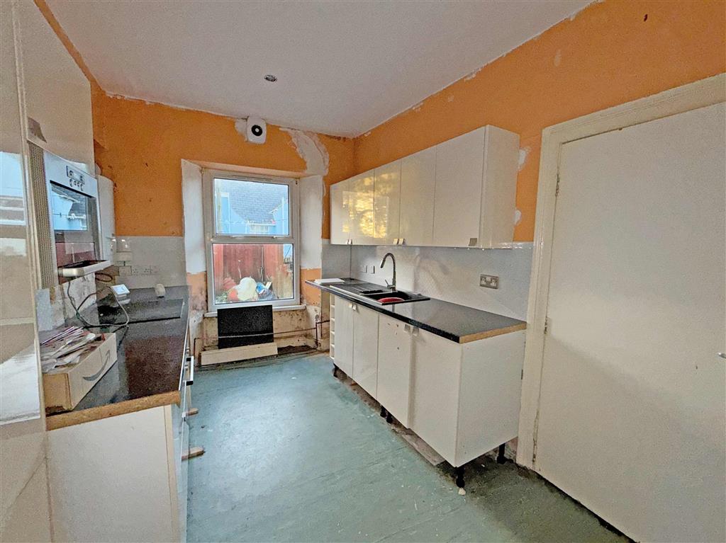 27, Warren Street, PLYMOUTH, Devon, PL2 1RQ