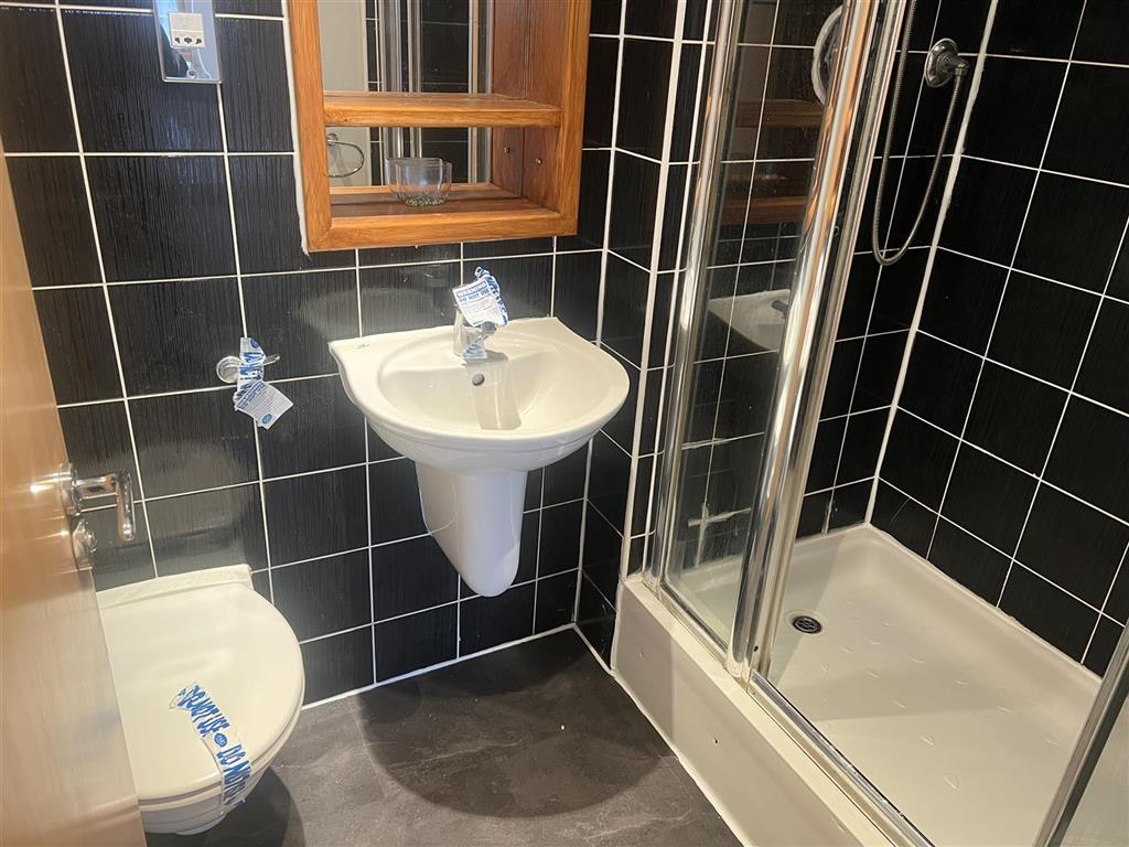 Apartment 17, St. James Quay, 4, Bowman Lane, LEEDS, West Yorkshire, LS10 1HG