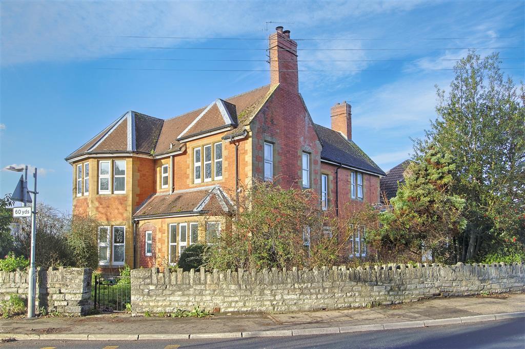 3, Moor Close, LANGPORT, Somerset, TA10 9RR