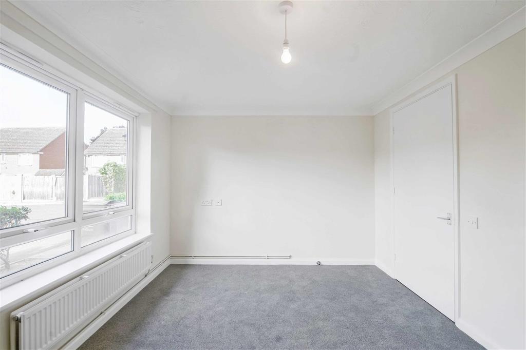 2, Billings Close, DAGENHAM, Essex, RM9 4HP