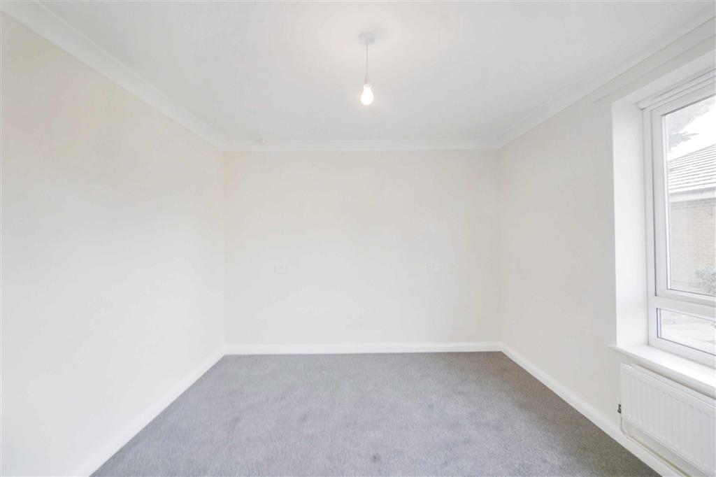 2, Billings Close, DAGENHAM, Essex, RM9 4HP