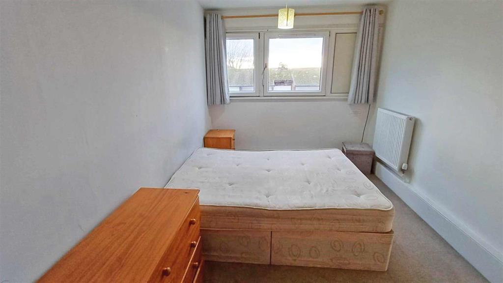 10, Timsbury Walk, ROEHAMPTON, London, SW15 4LN